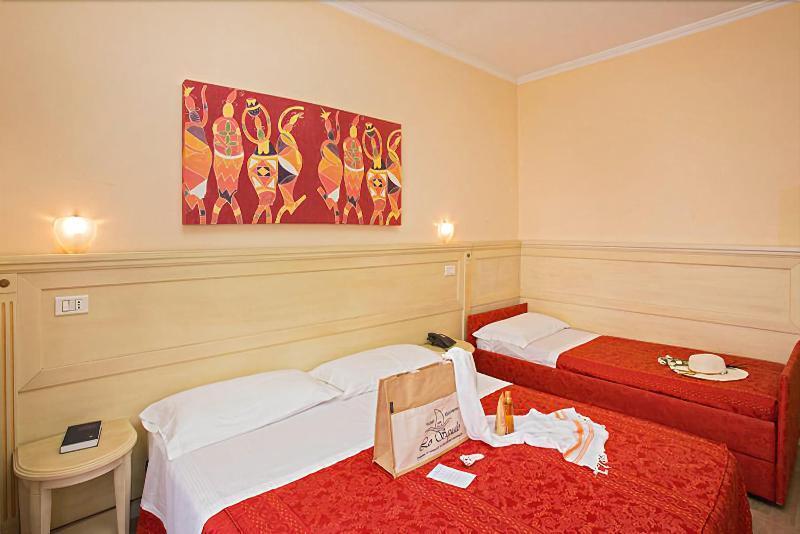 Hotel Lo Squalo Grottammare Exterior photo
